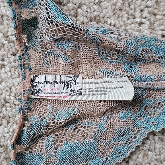 Free people lace teal and nude bralette - Picture 3 of 4